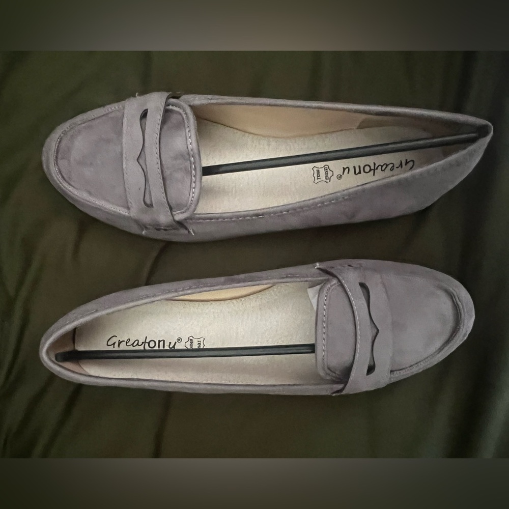 Greatonu Gray Suede Loafers
